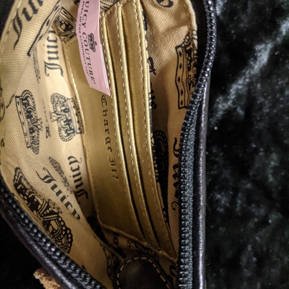 Juicy Couture Wristlet Purse - Picture 4 of 4